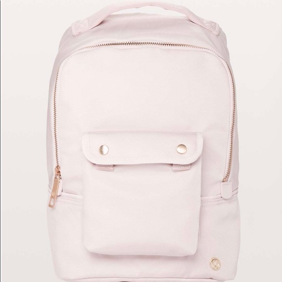 City Adventurer Utility Pack 12L - Picture 2 of 8